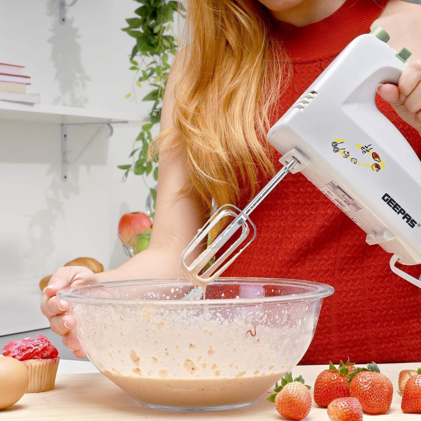 Geepas GHM2001 160W Hand Mixer - Professional Electric Handheld Mixer for Baking - 5 Speed Function, Includes Stainless Steel Beaters & Dough Hooks, Eject Button