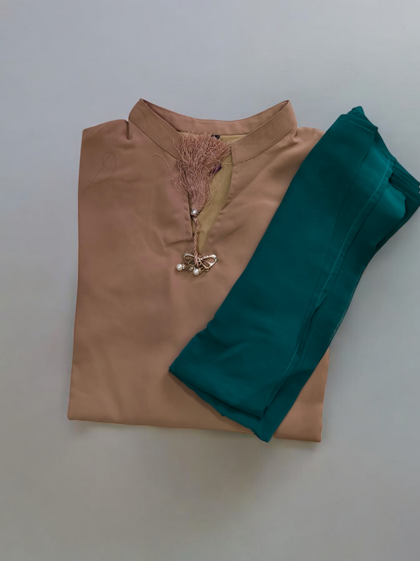 JANA | Spring Beige 2 Pieces Set with Sheila