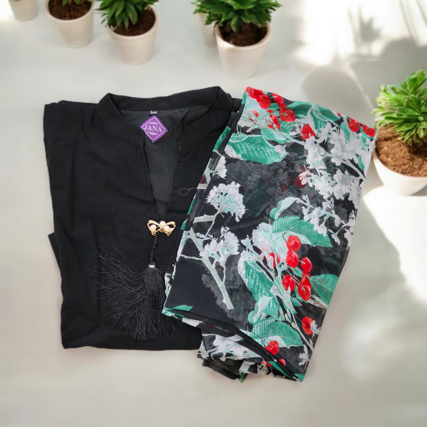 JANA | Spring Long Black Shirt with Sheila