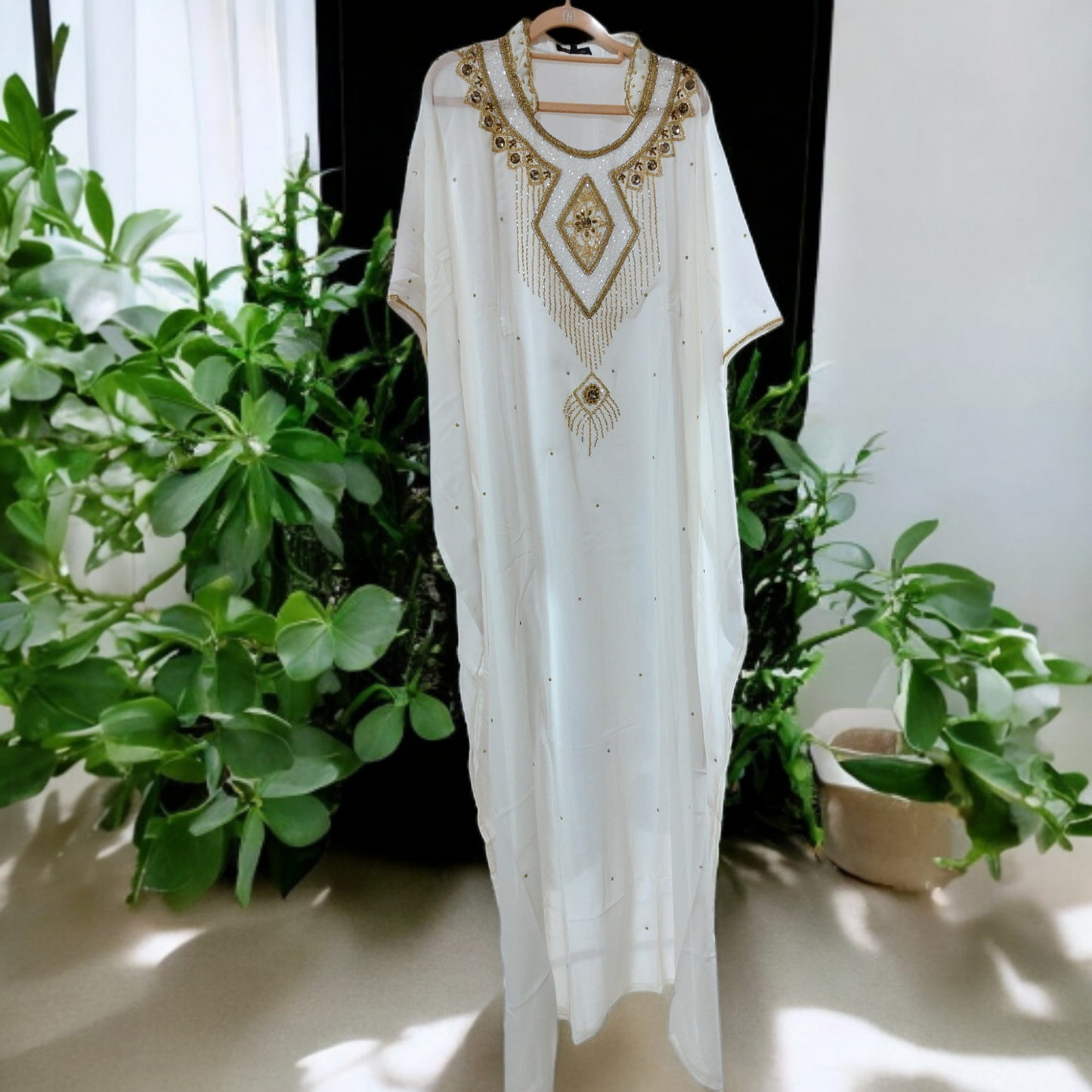 Saraya | Zahra White Jalabiya