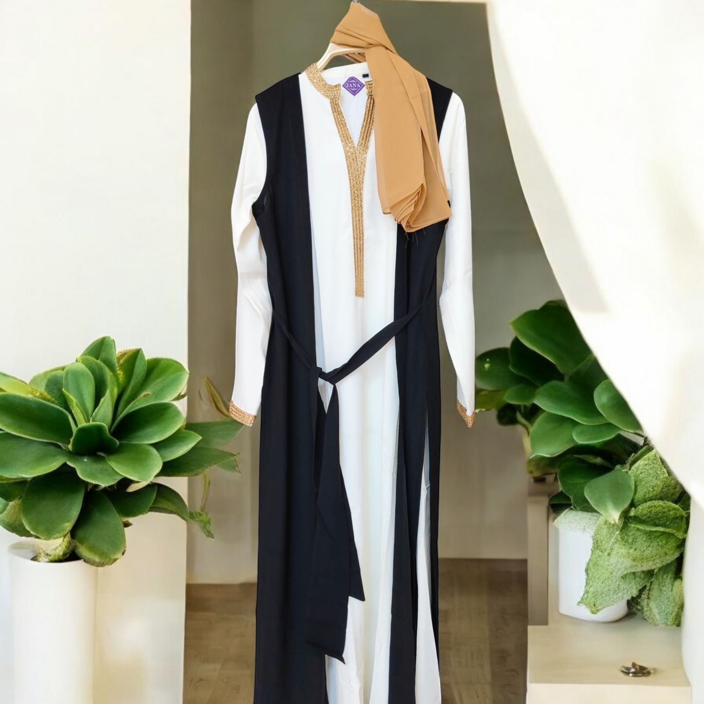 JANA | Spring Long Black Shirt and scarf