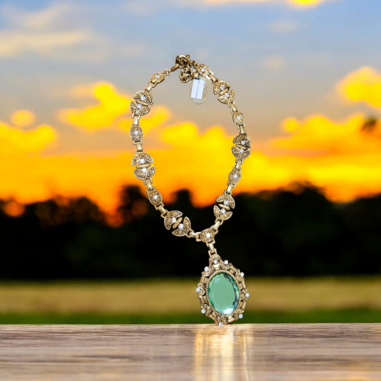 STELLA NEMIRO - TIMELESS GOLD AND EMERALD
