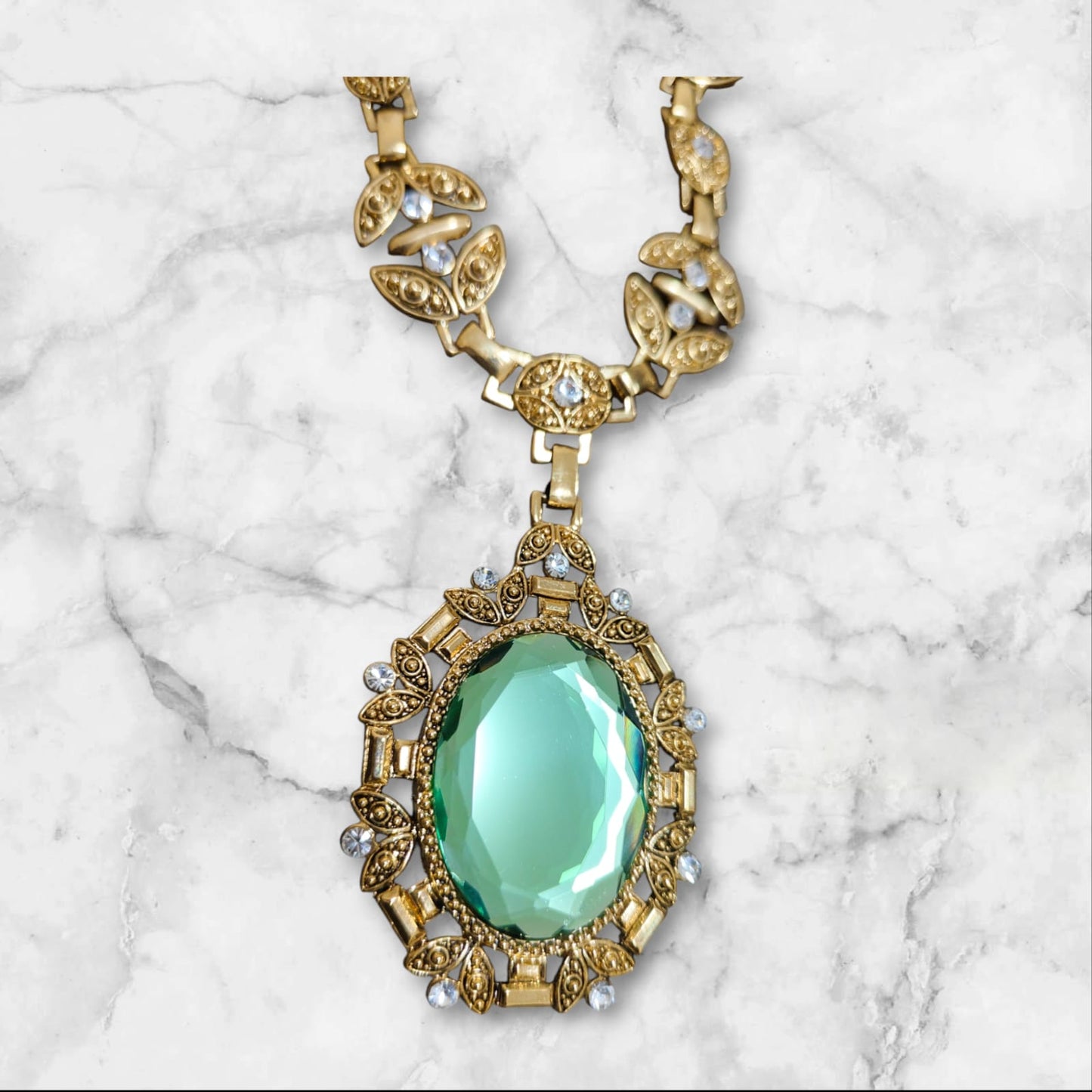 STELLA NEMIRO - TIMELESS GOLD AND EMERALD